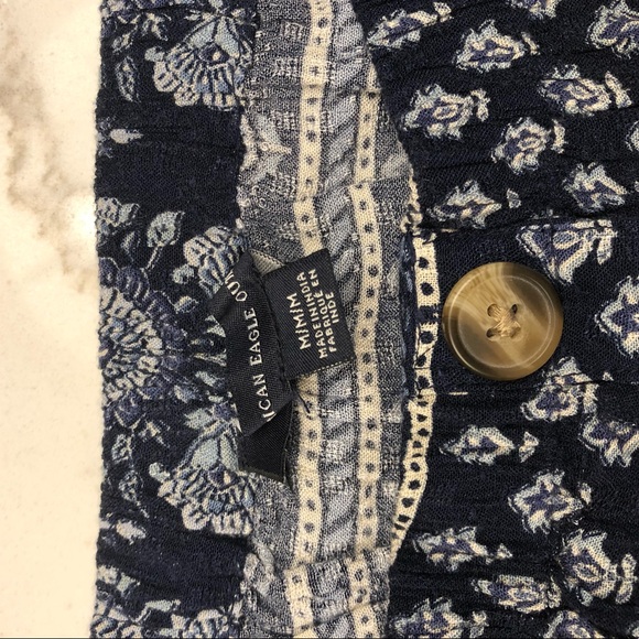 American eagle 🦅 off the shoulder blouse✨ - Picture 2 of 2